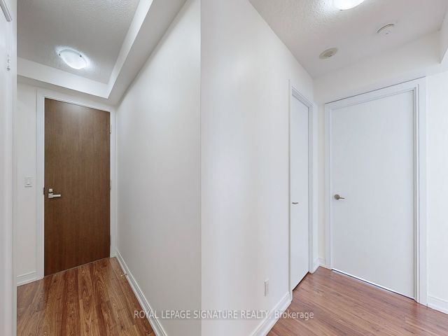 1403 - 255 Village Green Sq