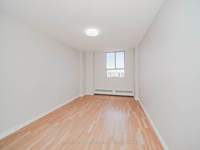 1510 - 1950 Kennedy Rd