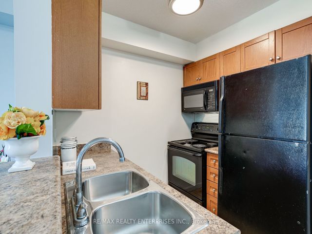 407 - 5225 Finch Ave E