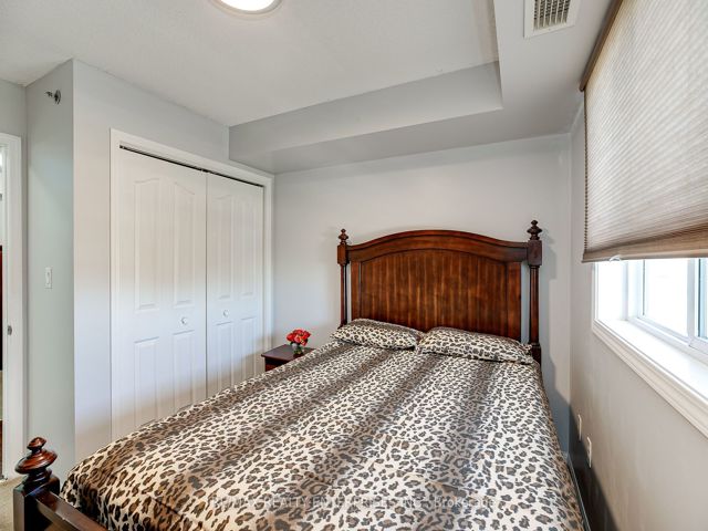 407 - 5225 Finch Ave E