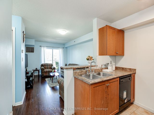 407 - 5225 Finch Ave E
