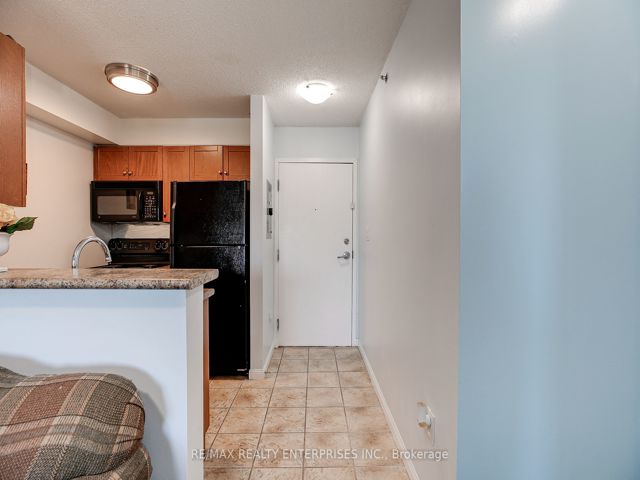 407 - 5225 Finch Ave E