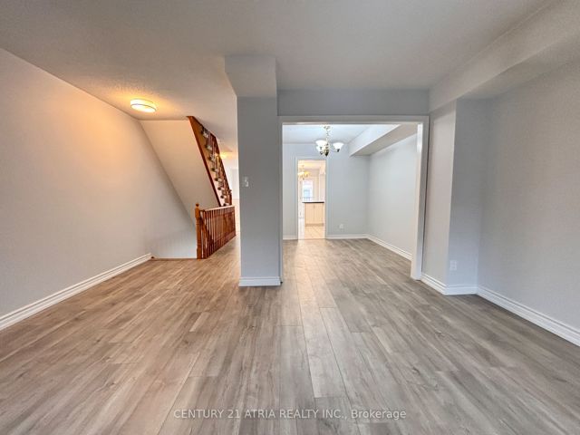 20 - 3 Reidmount Ave