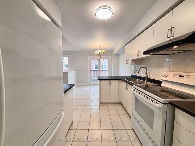 20 - 3 Reidmount Ave