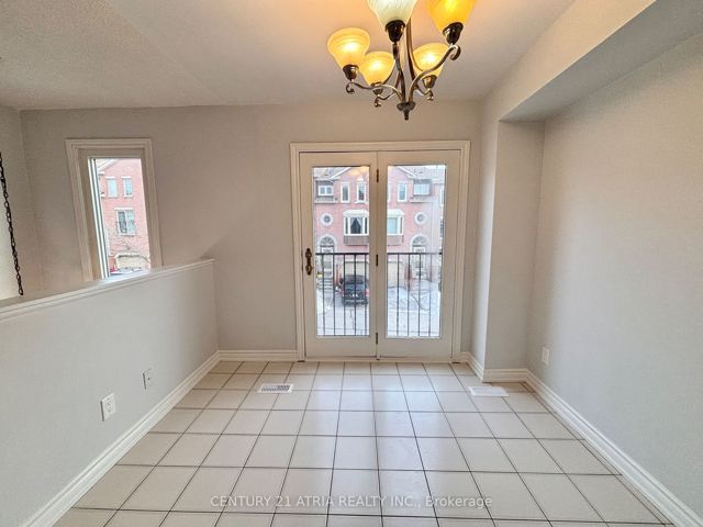 20 - 3 Reidmount Ave