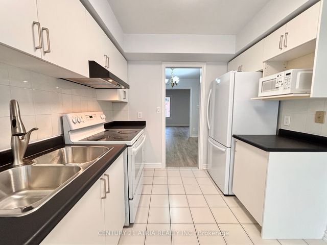 20 - 3 Reidmount Ave