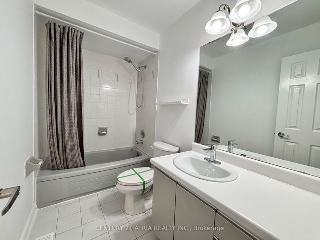 20 - 3 Reidmount Ave