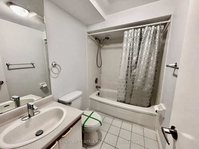 20 - 3 Reidmount Ave