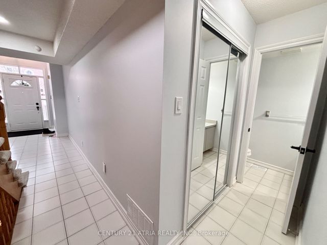 20 - 3 Reidmount Ave