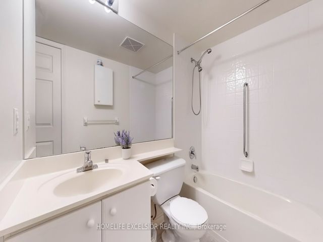 708 - 5039 Finch Ave E