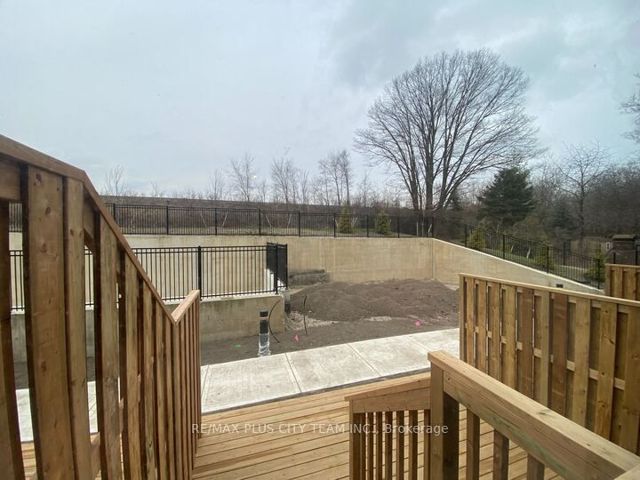 BlkB #9 - 178 Clonmore Dr
