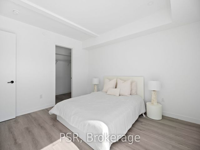 204 - 61 Orchard Park