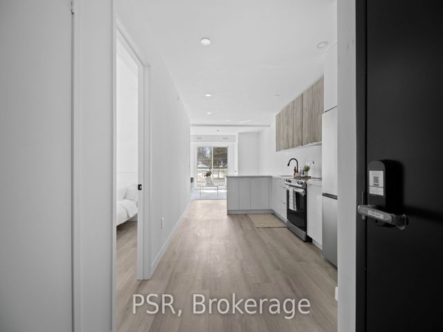 204 - 61 Orchard Park