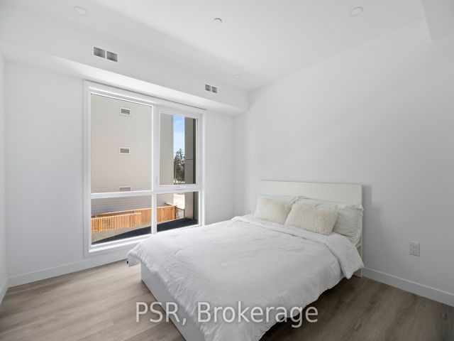 204 - 61 Orchard Park