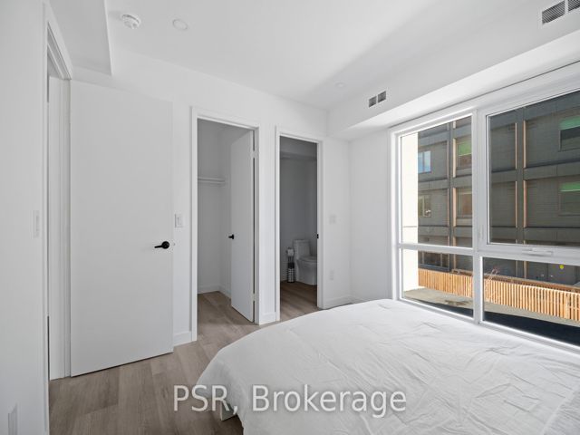 204 - 61 Orchard Park