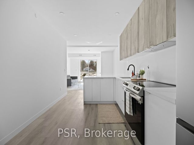 204 - 61 Orchard Park