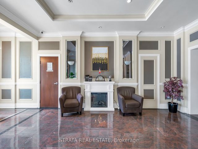 5i - 8 Rosebank Dr