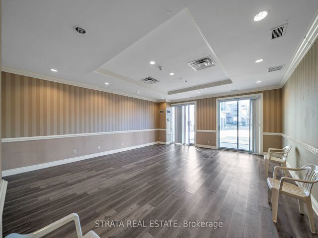 5i - 8 Rosebank Dr
