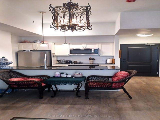 102 - 1400 Kingston Rd