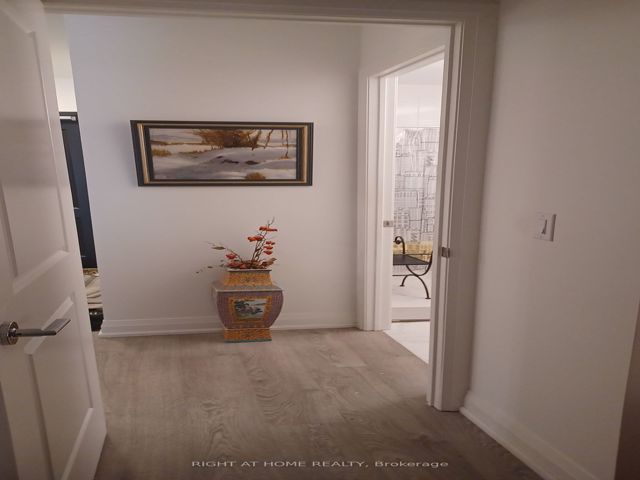 102 - 1400 Kingston Rd