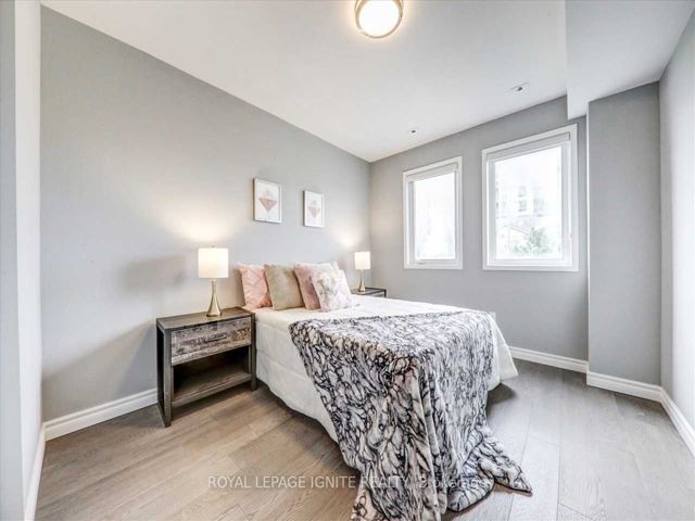 1808 - 19 Rosebank Dr