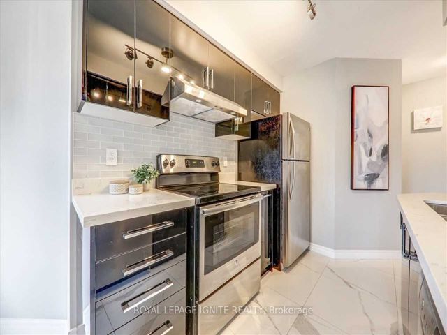 1808 - 19 Rosebank Dr