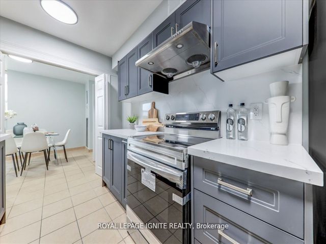 709 - 25 Silver Springs Blvd