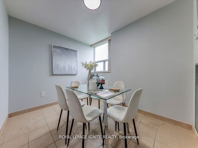 709 - 25 Silver Springs Blvd