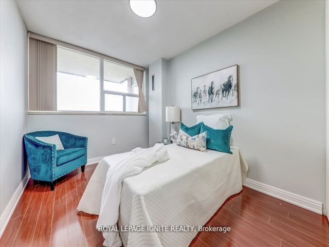709 - 25 Silver Springs Blvd