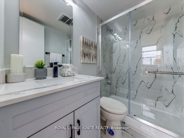 709 - 25 Silver Springs Blvd