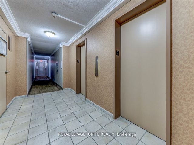 709 - 25 Silver Springs Blvd