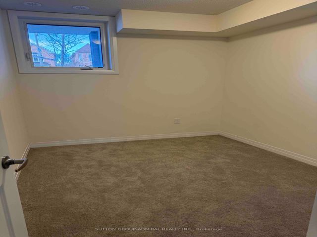 19 - 235 Mclevin Ave