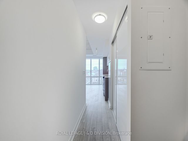 517 - 665 Queen St E