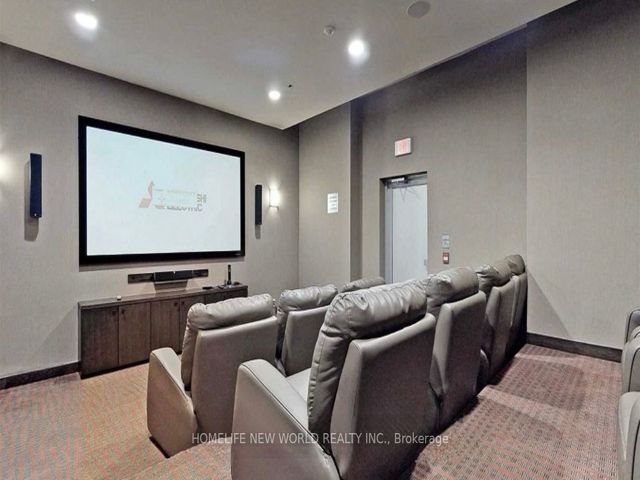 3811 - 50 Town Centre Crt