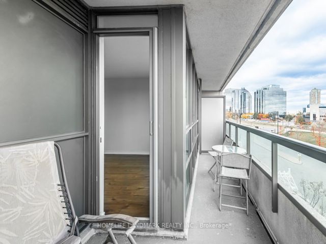 306 - 68 Grangeway Ave