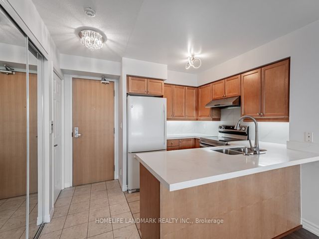 306 - 68 Grangeway Ave