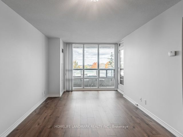 306 - 68 Grangeway Ave