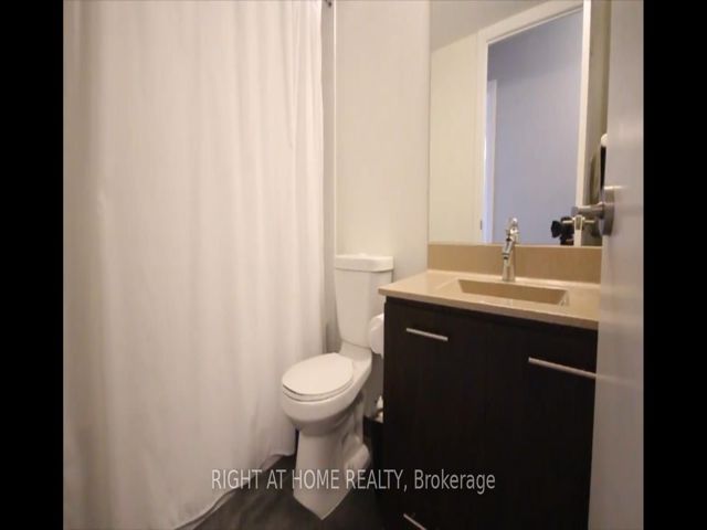 3703 - 125 Village Green Sq