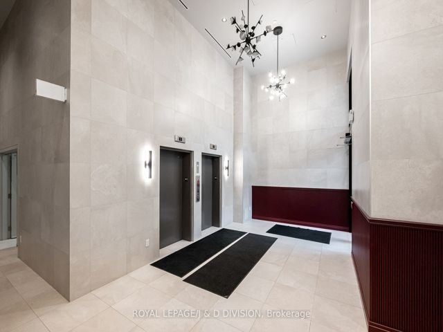 517 - 665 Queen St E