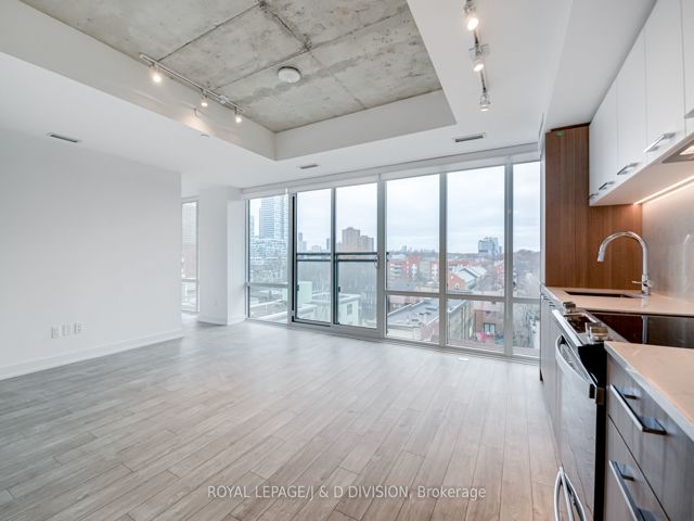 517 - 665 Queen St E