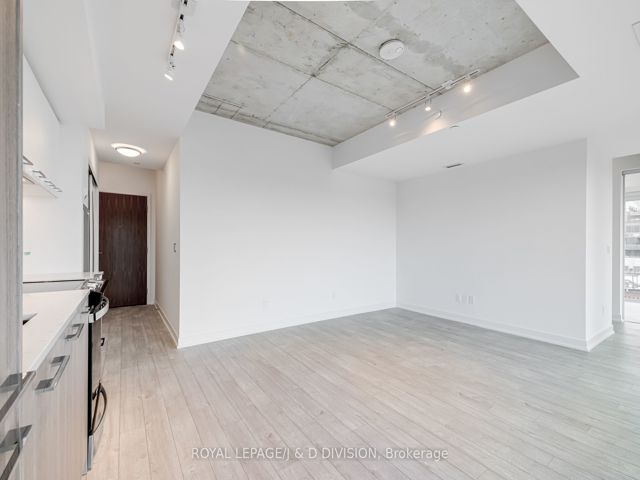 517 - 665 Queen St E
