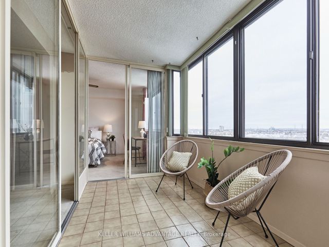1105 - 2330 Bridletowne Circ