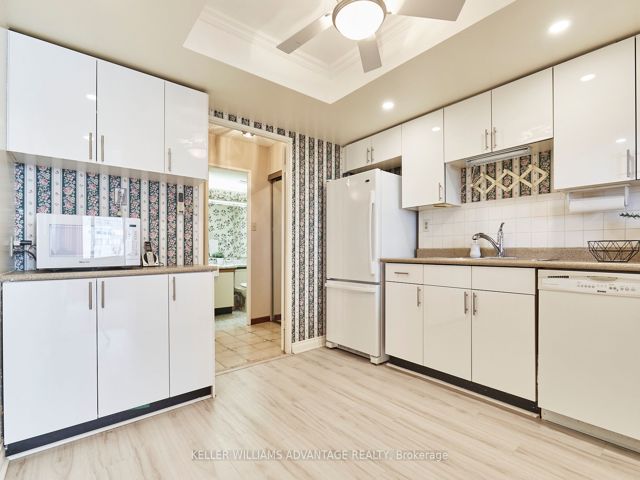 1105 - 2330 Bridletowne Circ
