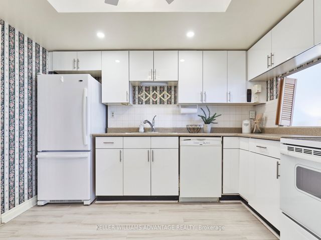 1105 - 2330 Bridletowne Circ