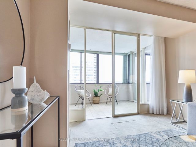 1105 - 2330 Bridletowne Circ