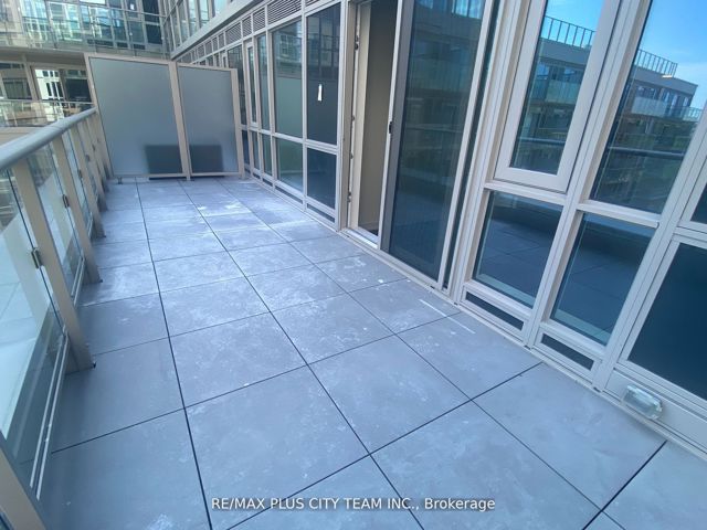 617 - 150 Logan Ave