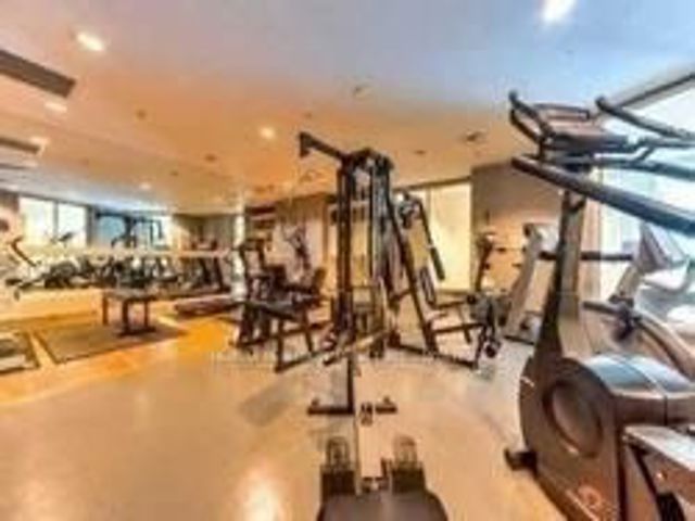 2702 - 115 Omni Dr