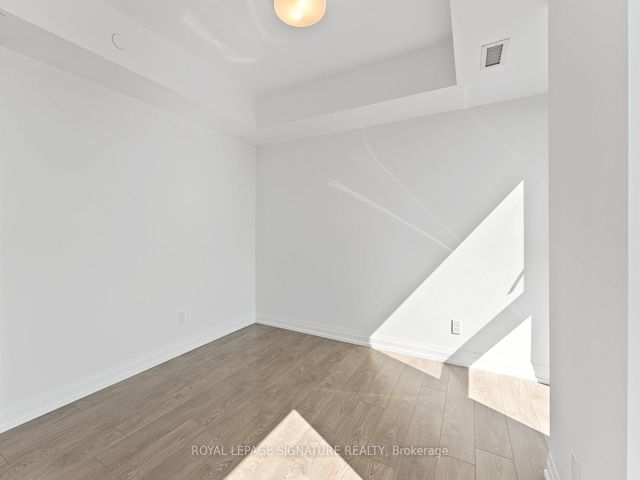 1908 - 286 Main St
