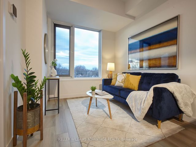 303 - 2382 Kingston Rd