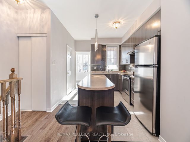 11 - 4711 Kingston Rd